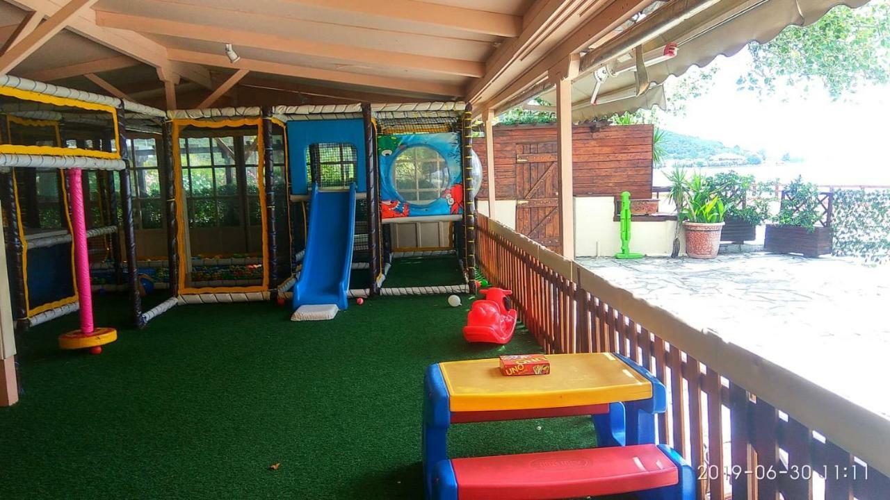 Platanidia Stone Villa Inside Sea- Kids'Land מראה חיצוני תמונה